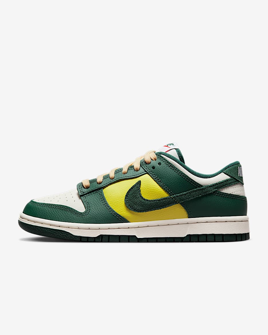 Nike Dunk Low SE Women's Shoes. Nike JP